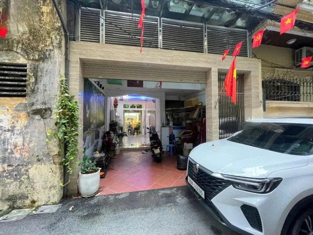 Cho Thuê Nhà Ngõ 126 Hoàng Văn Thái 70M² 4 Tầng 4 Ngủ, Full Nội Thất - Ô Tô Đỗ Cửa - Giá Thuê 21tr