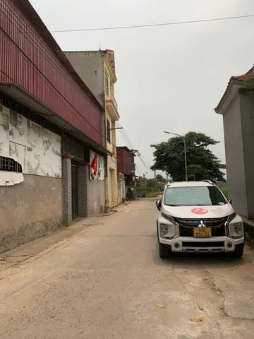 BÁN NHÀ 3 TẦNG LÔ GÓC – VỪA Ở VỪA KINH DOANH ĐẸP, BẮC NINH 
 Dương Húc , Đại Đồng ,Tiên Du
Ô tô tránh nhau, đối diện nhà văn hoá
 73,9m² ,MT 5,5m vuông đẹp