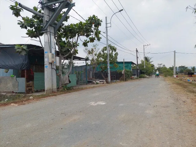 Bán đất 1862m² ngang 70m giá 13 tỷ tại Xã Bình Chánh