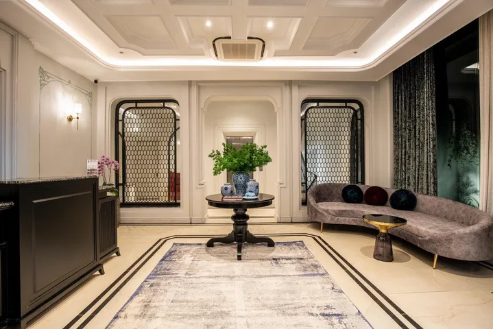 BÁN BIỆT THỰ KĐT YÊN HÒA 152M2 – 5 TẦNG – MT 10M – THANG MÁY – 16 PHÒNG KD – 98,9TỶ