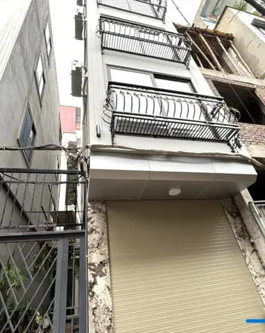 CẦN BÁN NHÀ ĐỨC GIANG, VIỆT HƯNG 50M² 5TẦNG, LÔ GÓC, THANG MÁY, Ô TÔ  ĐỖ CỬA