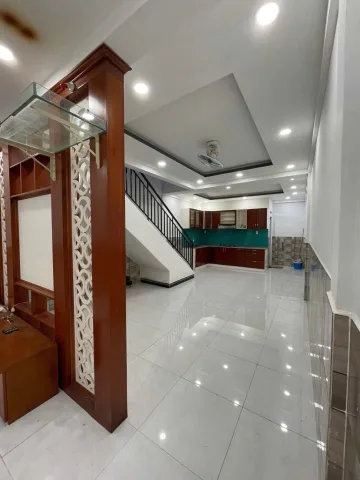 HẬU GIANG 72M2 3 TẦNG 9.5 TỶ HẺM Ô TÔ THÔNG KINH DOANH CHỢ SẦM UẤT