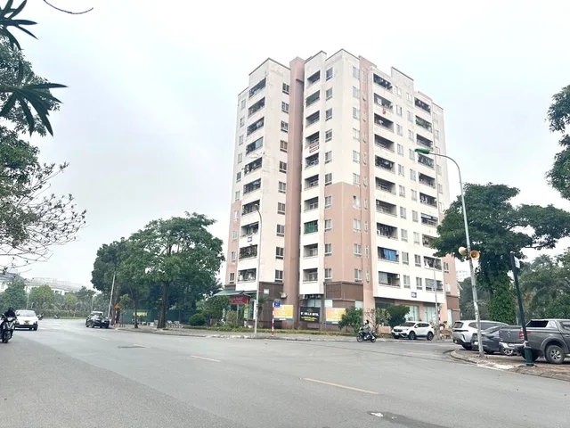 TC 5 ĐỒNG  - TRUNG TÂM PHƯỜNG SÀI ĐỒNG - TIỆN ÍCH VINHOMES - TÒA THANG MÁY - DÂN TRÍ CAO