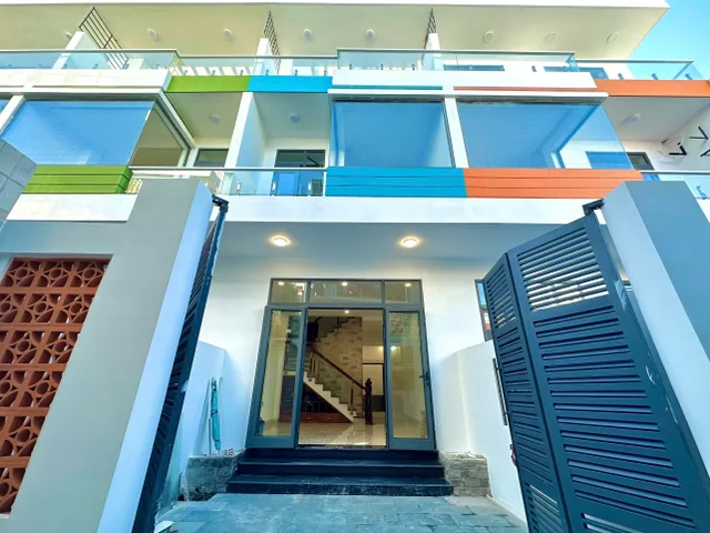 Nhà Gần Biển Nha Trang, Ngay Đường Tháp Bà