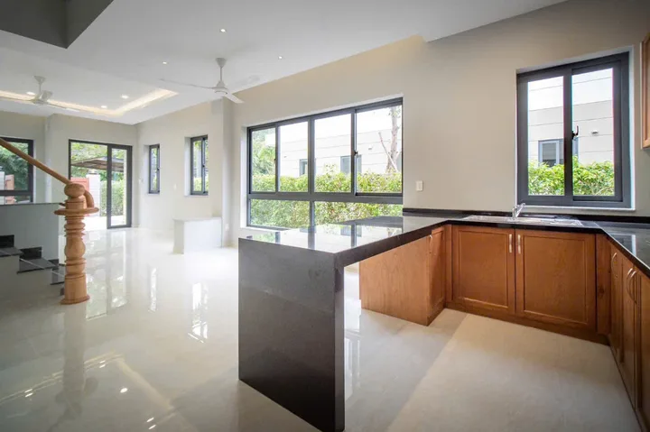 BDS HVL [NC] Cho thuê Villa Saigon Villa Hill 
99 Lê Văn Việt, P.Tăng Nhơn Phú, Quận 9