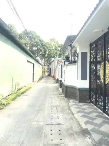 Bán nhà 326.5m² có sẵn 200m² thổ cư ngang 15m giá 5.2 tỷ tại Phường Thủ Dầu Một