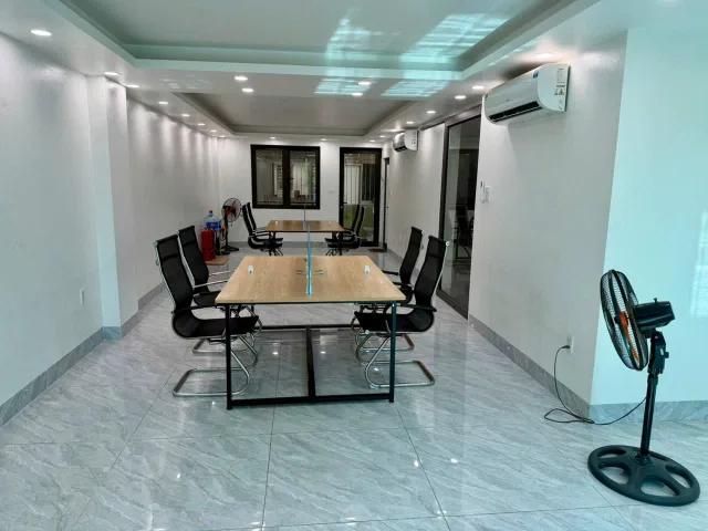 Cho thuê nhà 2 tầng làm văn phòng, khu đấu giá 31ha Trâu Quỳ,Gia Lâm 90m2 đường 15m