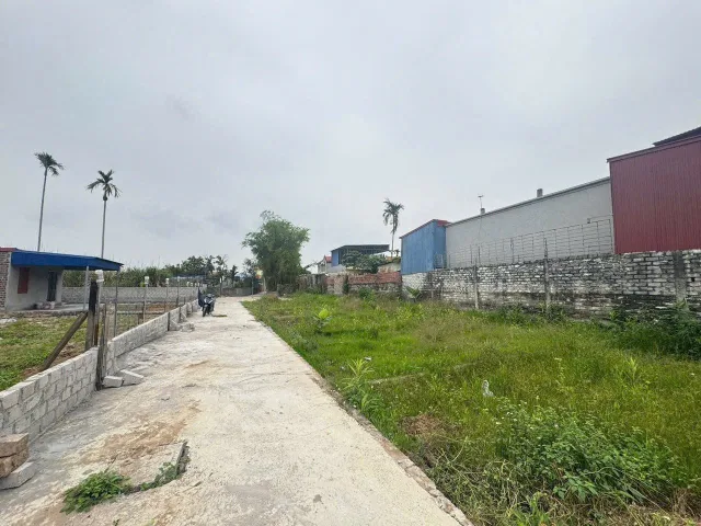 Bán 52m Ngũ Lão ngõ ô tô cách đường 359:200m. L/h:076.231.9990 em Thúy
