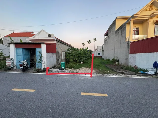 Bán 114 m Hoa Động đường nhựa hơn 7m. Kinh doanh buôn bán được.l/h:076.231.9990 e Thúy