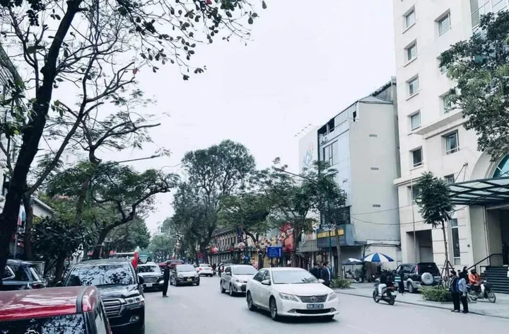 Tòa nhà VIP mặt phố Lý Thường Kiệt 💥 3 mặt thoáng - Thang máy - 100m2 x 6 tầng - Vị trí kim cương