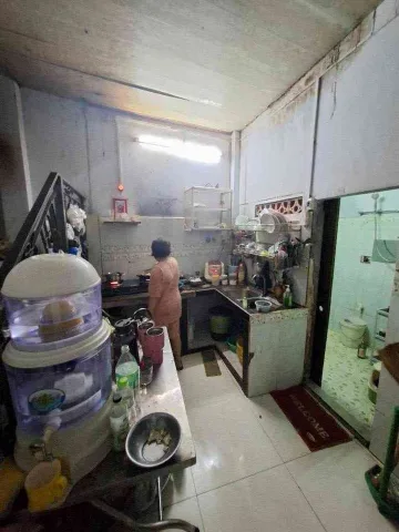 Bán Nhà Phạm Văn Chí – 68m², 3 Tầng, 4PN, Hẻm Thông Rộng Thoáng – Giá Chỉ 6,45 Tỷ