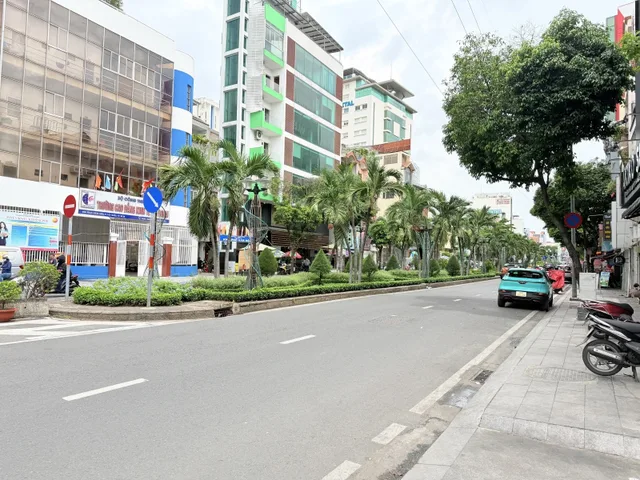 Bán đất 170m² full thổ cư ngang 11m giá 30 tỷ tại Đường Phan Xích Long Phường Cầu Kiệu
