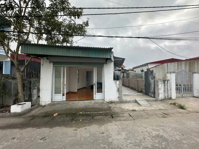 3KT71.6💥 CHUYỂN NHƯỢNG ĐẤT TẶNG NHÀ CẤP 4 MẶT ĐƯỜNG KIM ĐỚI 1 - HỮU BẰNG