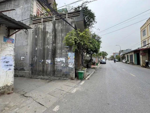 Bán 76 m Hoa Đôộng ngõ ô tô đỗ cửa. Cách 203 chỉ 40m.L/h:076.231.9990 e Thúy