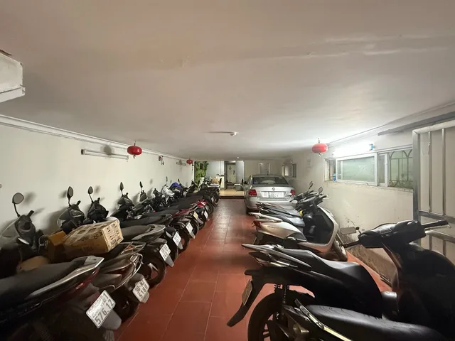 Nhà Nguyễn Xiển. Thanh Xuân. 9 Tầng. Lô Góc. Ô Tô. Vỉa Hè. DT 97m2. MT 5.3m. Giá 51.5 Tỷ