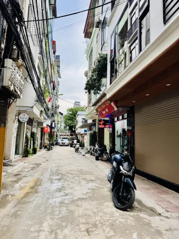Bán Căn Góc Mặt Phố Tây Sơn _ Hà Đông _ 40m²_5 Tầng _ 16.7 Tỷ