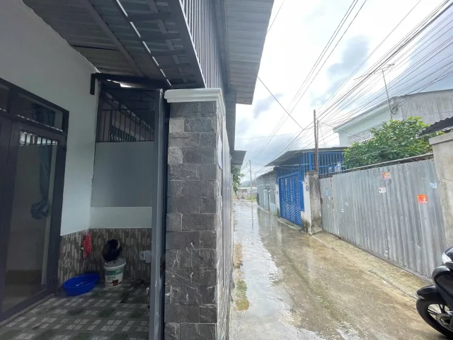 Bán nhà gác lửng đường oto thôn Phước Lộc Phước Đồng giá chỉ 2 Tỷ 450tr
