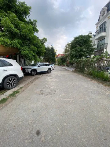 Giảm cực sốc!, Dịch Vọng 3 oto tránh, sát CV Cầu Giấy, chỉ còn 16 tỷ