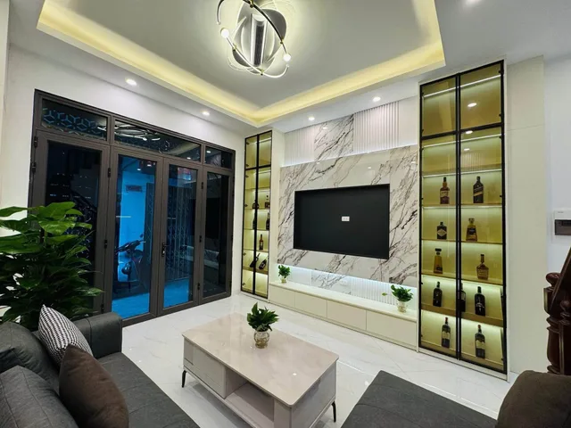 HIẾM CÓ KHÓ TÌM NHÀ ĐẸP HOÀNG MAI - NGÕ THÔNG KINH DOANH - Ở SƯỚNG - 5 TẦNG - FULL NỘI THẤT - AN SINH ĐỈNH