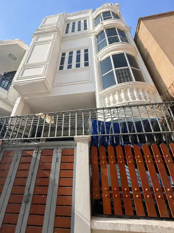 Bán nhà 60m² full thổ cư ngang 6m giá 12 tỷ tại Đường Nguyễn Khang Phường Cầu Giấy