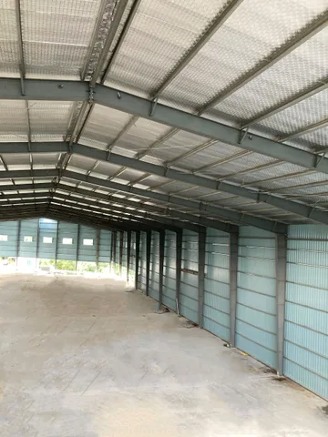 Cho thuê kho kín 3500m tại Nhà máy in tiền Quốc gia