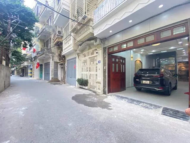 Bán nhà ngõ 15 Ngọc Hồi, Hoàng Mai, 6 tầng thang máy, ô tô vào nhà, 67m2, 18.3 tỷ