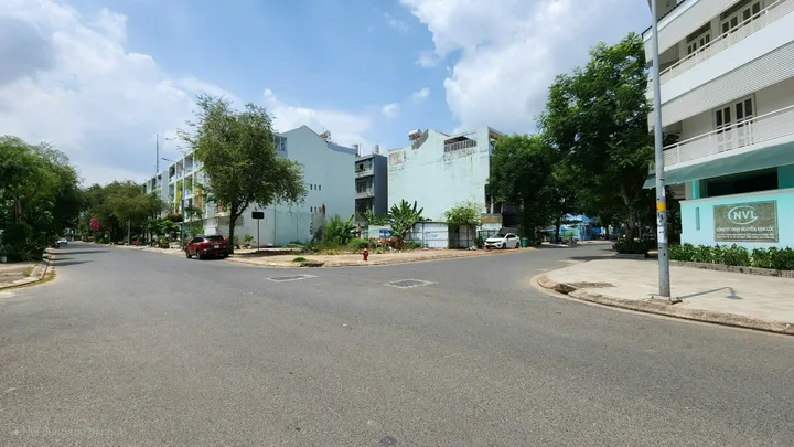 Bán đất 137,5m² full thổ cư ngang 7,5m giá 17 tỷ tại Xã Nhà Bè