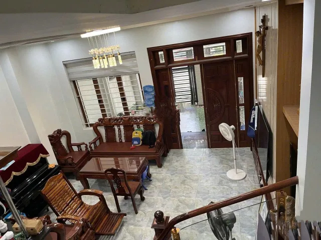 Cho thuê nhà LK KĐT Xuân Phương, Nam Từ Liêm 82M x 3T, VỈA HÈ 5M giá 23 triệu