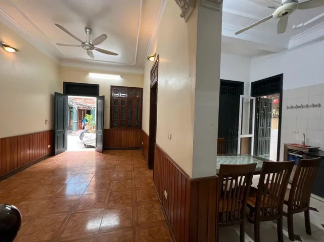 Cho thuê nhà ngõ 221 Hoàng Hoa Thám, Ba Đình 60M x 3T (4 ngủ) FULL ĐỒ giá 15 triệu