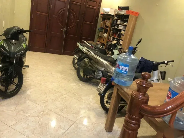 Cho thuê nhà ngõ 762 Bạch Đằng quận Hai Bà Trưng 50M x 4T NHÀ MỚI, FULL ĐỒ giá 15 triệu