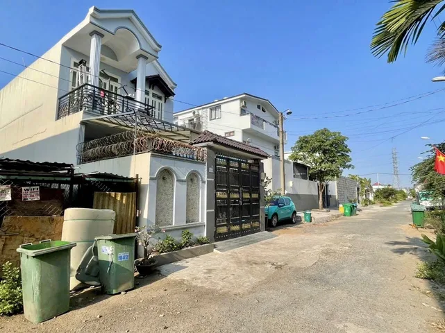 BÁN NHÀ KDC BÁCH KHOA PHÚ HỮU, QUẬN 9 - 72M2 (5.52x13.1M) - NHÀ PHỐ TRỆT + LỬNG ĐÚC - ĐỐI DIỆN LAKEVIEW CITY SÁT GLOBAL CITY - 6.7 TỶ