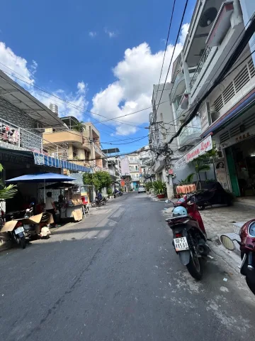 Bán nhà 56m²  4×14m² giá 13.5 tỷ  Phường Bình Thới