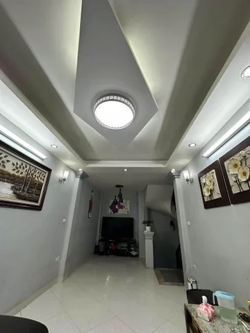 Cho Thuê Nhà Nguyễn Đức Cảnh 33M² 5 Tầng 4 Ngủ, Full Đồ - Giá Thuê 12tr