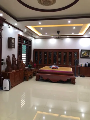 Bán Biệt Thự 3,5 Tầng Mặt Đường Đoàn Phú Tứ -  Đại Hoàng Long, Võ Cường, Bắc Ninh.