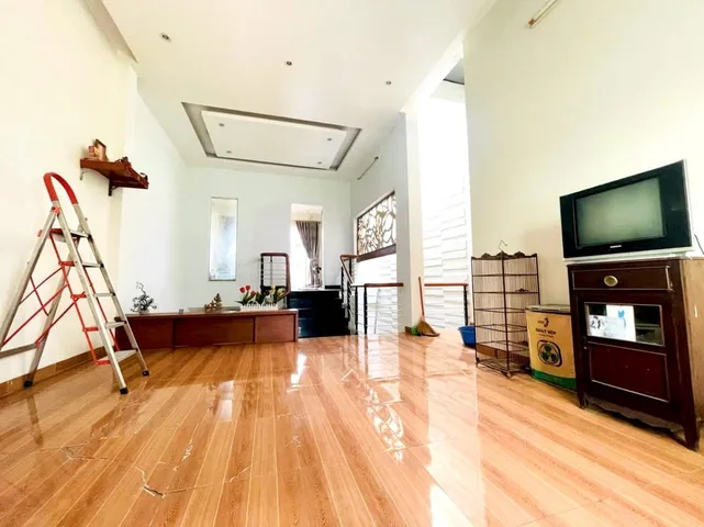 🏋NHÀ 2 MÊ KIỆT ĐƯỜNG 2/9 THÔNG NÚI THÀNH VỊ TRÍ TRUNG TÂM