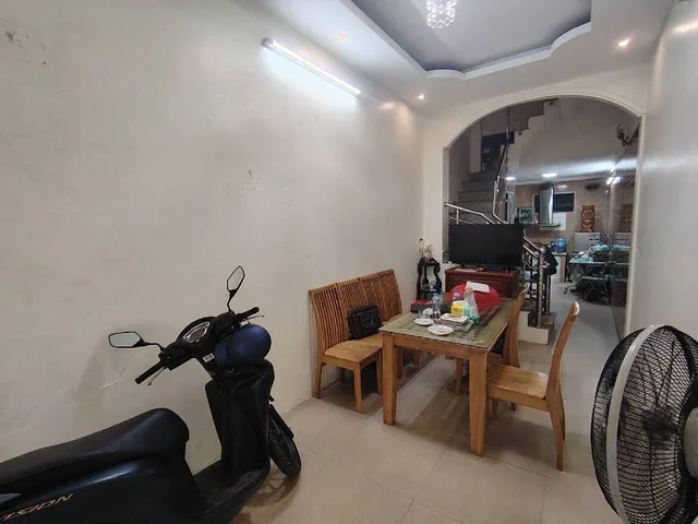 ✅ Bán Nhà Ô Chợ Dừa, Ngõ Thông Ra Hồ Đắc Di, Kinh Doanh, DT 33m2, Giá 7.75 Tỷ, SĐCC