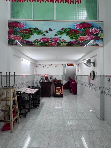 Bán nhà 40m² full thổ cư ngang 3.5m giá 6.35 tỷ tại Phường Minh Phụng