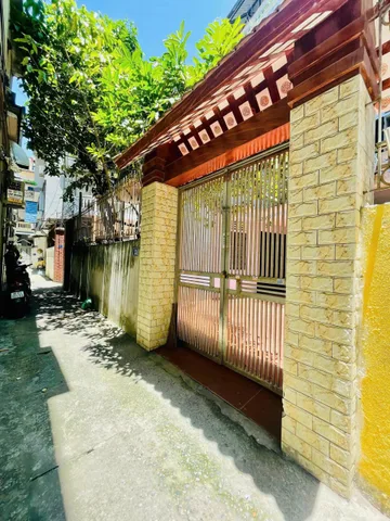 Bán 104M tặng nhà VF3 thông 8M ô tô tránh đường hoàng mai