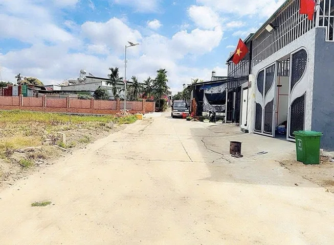 Đất hẻm 18 Ung Văn Khiêm(200 cũ Y Wang) 2 mặt tiền 5x33m bán 1tỷ800tr