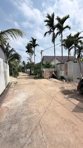 Nhà Mê mới hiện đại ngay Ywang khu dân sinh sầm uất 
 Diện tích 145m2 giá 2ty880