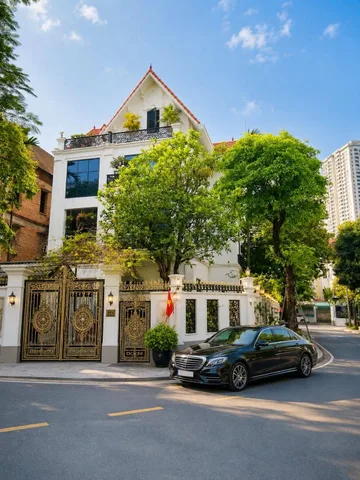 Biệt thự lô góc khu đô thị Bắc Linh Đàm, Hoàng Mai, 5 tầng thang máy, vỉa hè, kinh doanh, 280m2, 72 tỷ.