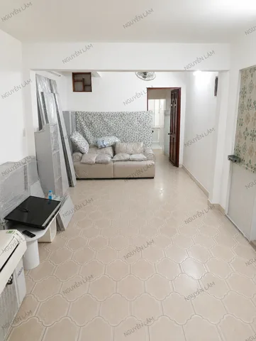 Bán nhà Lạc Long Quân HXH 2 tầng 5x13 chỉ 7tỷ5