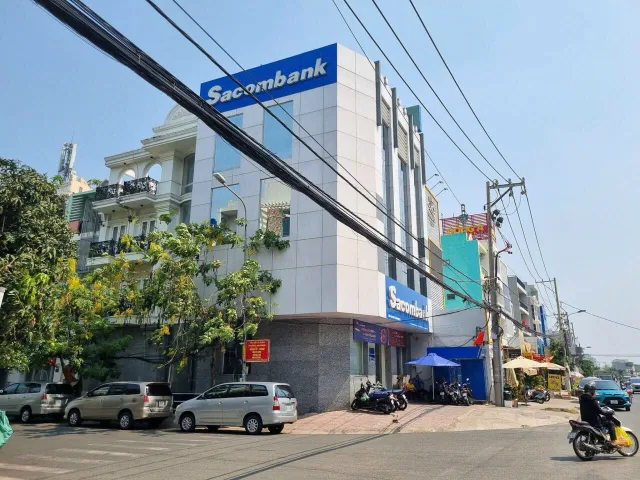 Bán nhà 216m² full thổ cư ngang 12m giá 135 tỷ tại Phường An Khánh