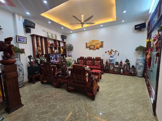 TT Hà Đông 45m /4tầng  lô góc 3 mặt thoáng . ô chờ thang máy chỉ quanh 1x tỷ