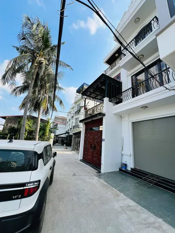 Nhà 3 tầng ngõ ô tô đỗ trước cửa sát tiểu học Hùng Vương, Hồng Bàng (Ngõ 40 Trương Văn Lực) LH 0398787284