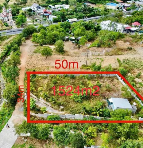 Bán 1.524m2 Đất - Tặng Nhà Trên Đất, PhườngBawsc Nha Trang