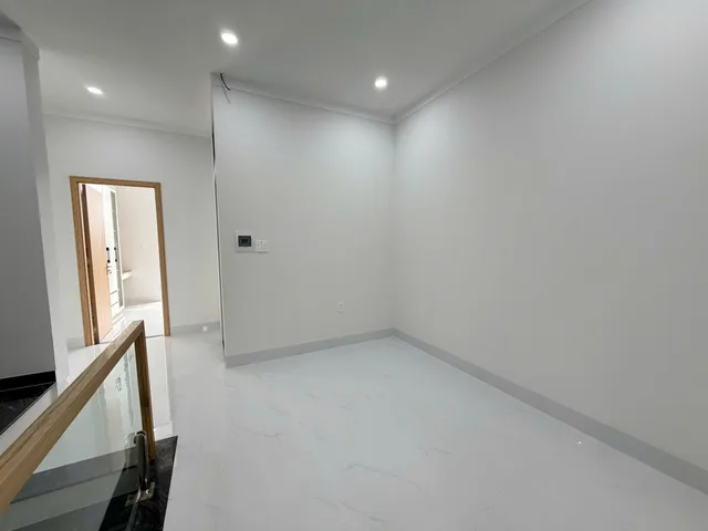 Cho thuê nhà mới 100% 1 trệt 2 lầu đường Đx 043 Phú Mỹ - Đối diện KDC Hiệp Thành 3 - Thủ Dầu Một - BD