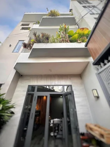 Bán nhà riêng tại Nguyễn Thiện Thuật, 3,15 tỷ/ 49m2, 4PN, 4WC, pháp lý đầy đủ