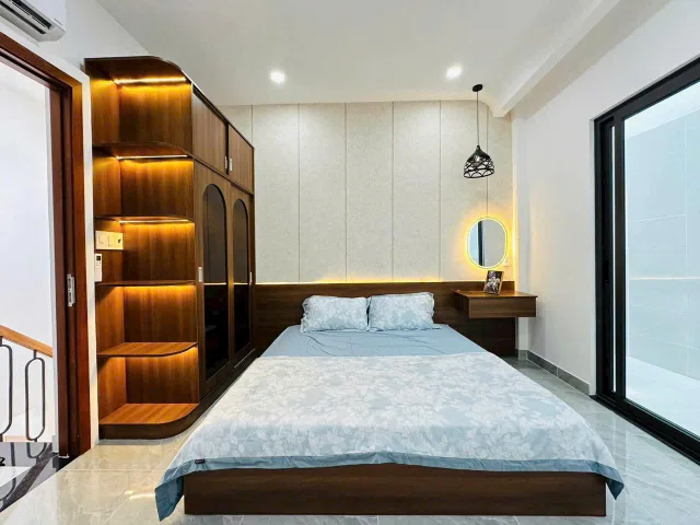 Định cư nước ngoài bán gấp nhà 64m2 Nguyễn Văn Quá, Q12. Sổ hồng riêng