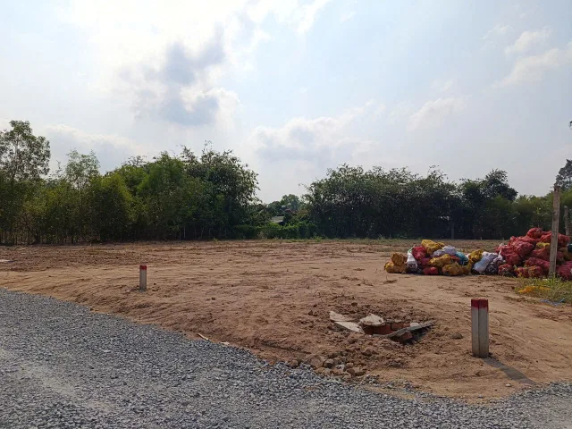 1 sẹc Tỉnh Lộ 8 – ngay sau lưng Trường Phước Vĩnh An
📐 Diện tích: 5x35 (vuông đẹp) giá